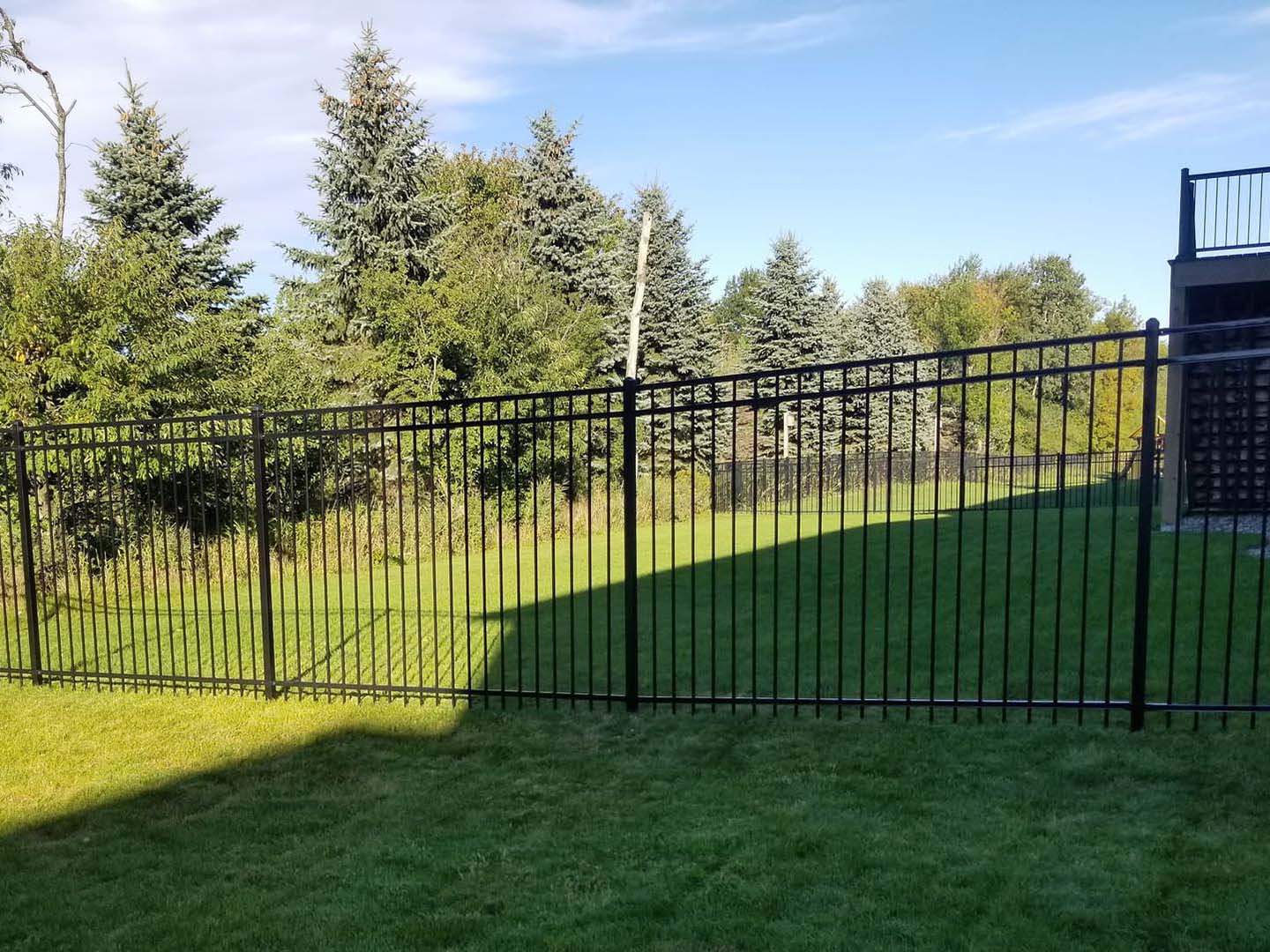 Photo of a Minneapolis aluminum fence