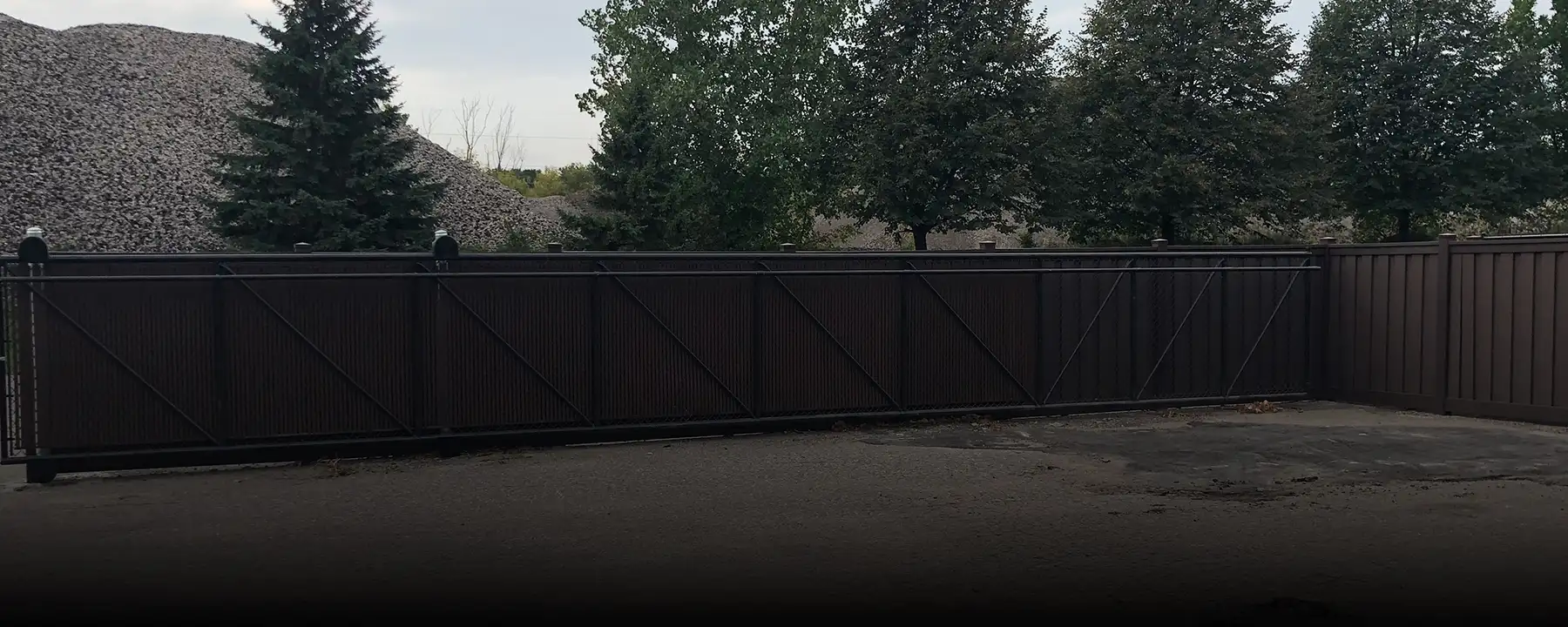Commercial fence company in Minneapolis Minnesota