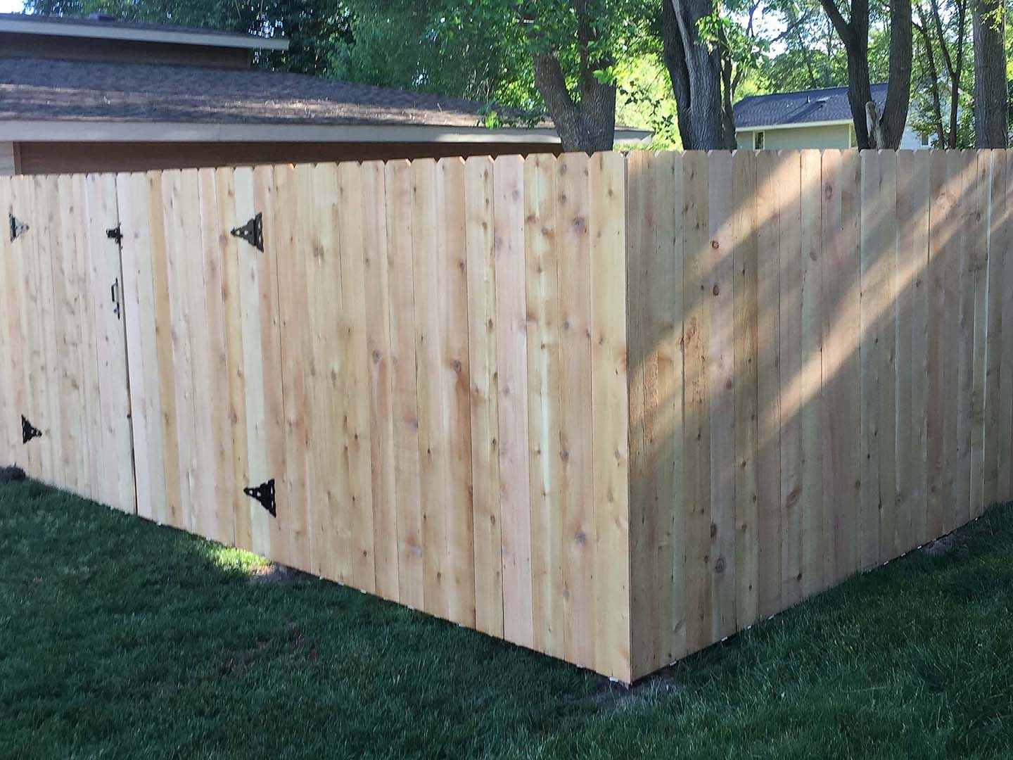 Blaine MN stockade style wood fence