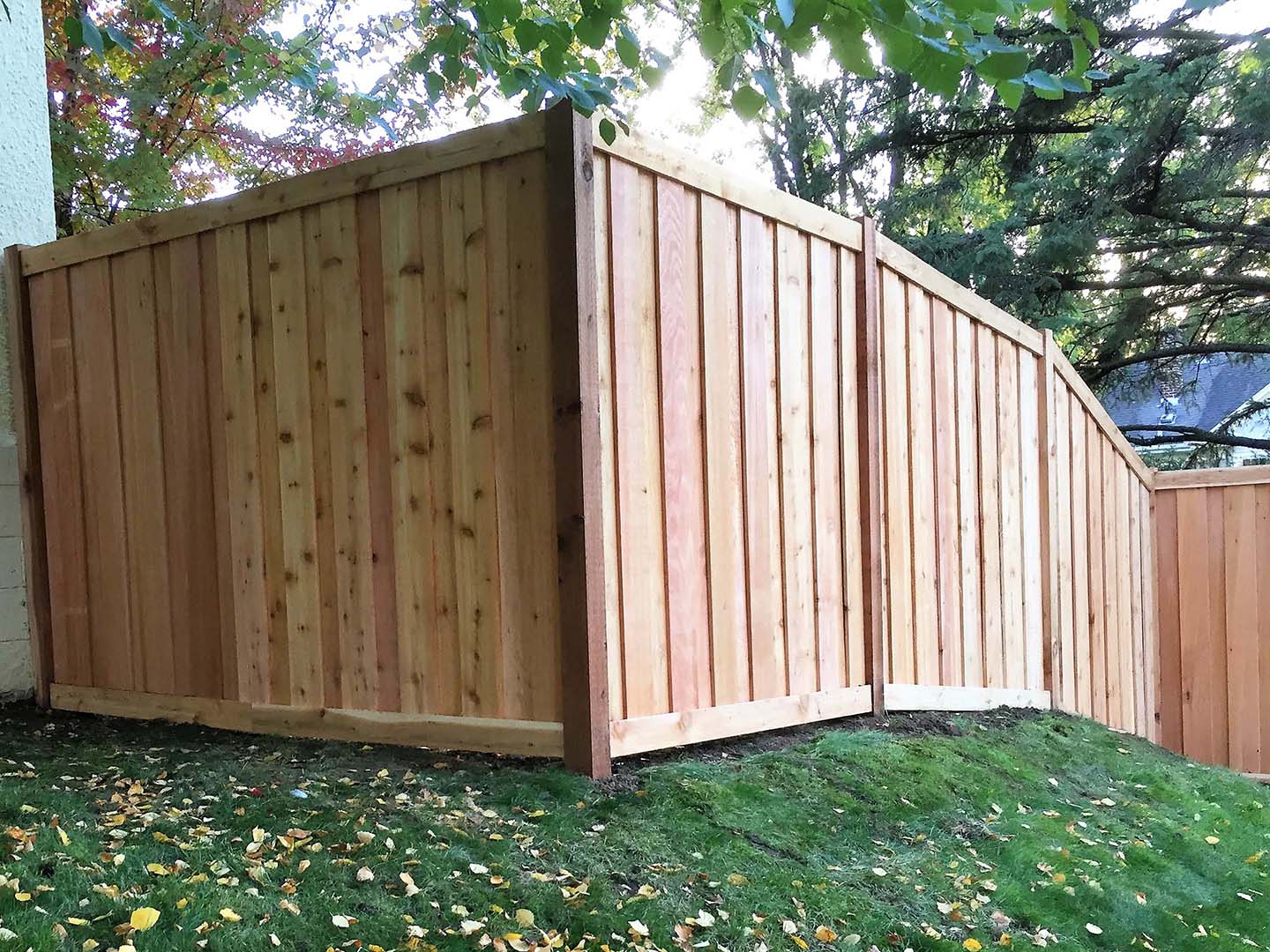 White Bear Lake MN cap and trim style wood fence
